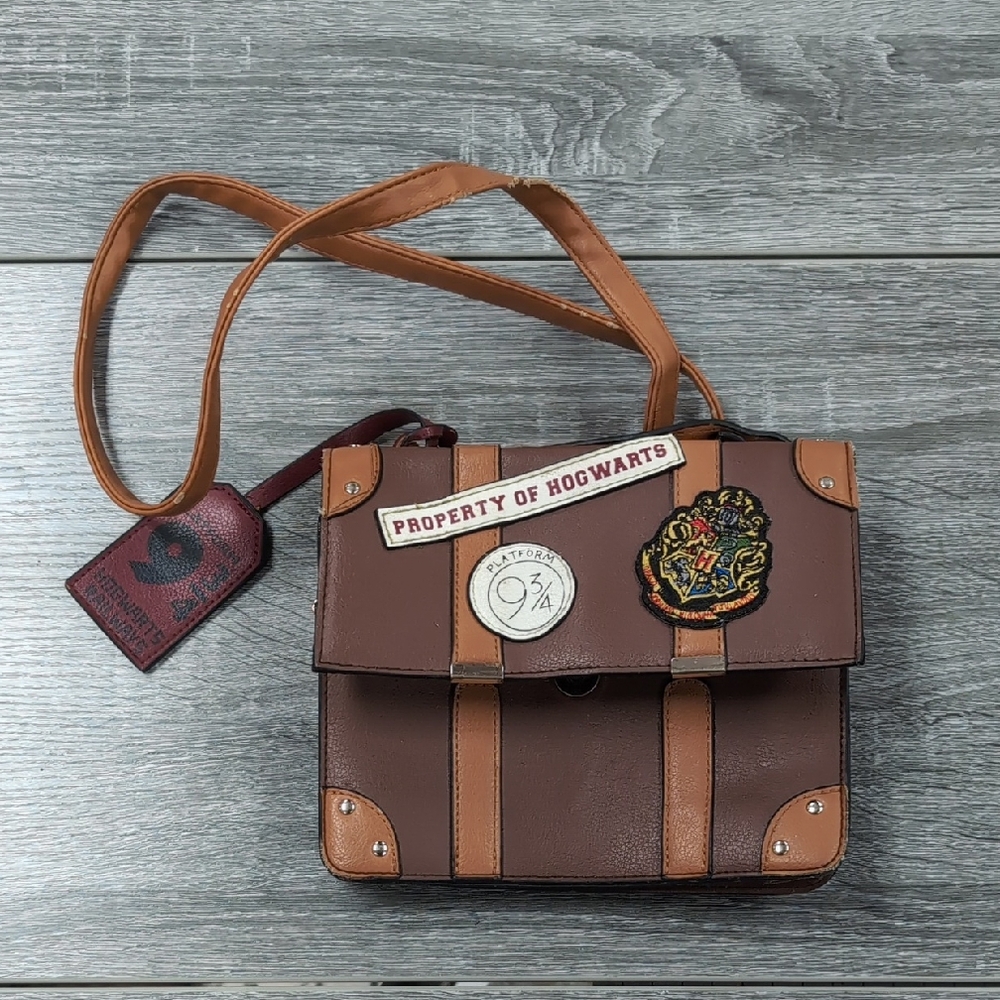 Hogwarts Brown Leather Messenger Bag